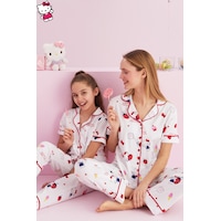 Siyah İnci Lisanslı %100 Pamuk Çok Renkli Düğmeli Biyeli Pijama Takım Hk056 Beyaz Siyah İnci Lisanslı %100 Pamuk Çok Renkli Düğmeli Biyeli Pijama Takım Hk056 Beyaz