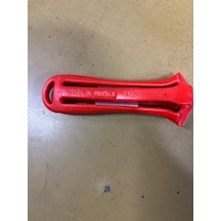 Eğe Sapı Plastik Yuvarlak Eğe İçin Kırmızı Husqvarna Eğe Sapı Plastik Yuvarlak Eğe İçin Kırmızı Husqvarna