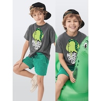 Denokids Erkek Çocuk Takım Dinozor Baskılı T-Shirt Havlu Şort İkili Takım Yazlık 4-8 Yaş Denokids Erkek Çocuk Takım Dinozor Baskılı T-Shirt Havlu Şort İkili Takım Yazlık 4-8 Yaş