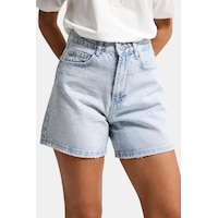 it's basic Kadın Ice T1-4s6-3 Mom Fit Parlak Taşlı Yıldız Baskılı Özel Tasarım Denim Şort Ice Rengi it's basic Kadın Ice T1-4s6-3 Mom Fit Parlak Taşlı Yıldız Baskılı Özel Tasarım Denim Şort Ice Rengi