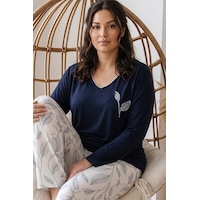 Siyah İnci Lacivert Desenli Nakışlı Büyük Beden Battal Boy Viskon Örme Pijama Takım 26224830 Siyah İnci Lacivert Desenli Nakışlı Büyük Beden Battal Boy Viskon Örme Pijama Takım 26224830