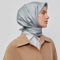 Armine İpek Eşarp 2025 Yaz - 9345-82 Mavi Bej Sura Mavi Bej Armine İpek Eşarp 2025 Yaz - 9345-82 Mavi Bej Sura Mavi Bej