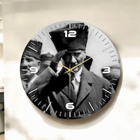 Mustafa Kemal Atatürk Siyah Beyaz Renkli Baskı Sayılı Hediyelik Ahşap Sessiz Duvar Saati 50cm ÇOk Renkli Mustafa Kemal Atatürk Siyah Beyaz Renkli Baskı Sayılı Hediyelik Ahşap Sessiz Duvar Saati 50cm ÇOk Renkli