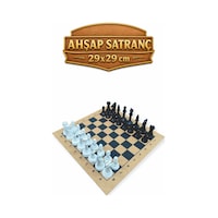 Ahşap Satranç - 29x29x3cm - Taşlar Plastik Büyük Boydur - Zemin Doğal Ahşaptır. Ahşap Satranç - 29x29x3cm - Taşlar Plastik Büyük Boydur - Zemin Doğal Ahşaptır.