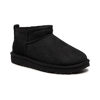 UGG W Classıc Ultra Mını Siyah Kadın Kar Botu Siyah UGG W Classıc Ultra Mını Siyah Kadın Kar Botu Siyah