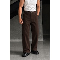 Tarz Cool Erkek Baggy Fit Old Money Cep Detaylı Pantolon Kahverengi Tarz Cool Erkek Baggy Fit Old Money Cep Detaylı Pantolon Kahverengi