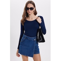 Tudors Kadın Slim Fit Dar Kesim Uzun Kollu Viskon Lacivert Bluz-35206 Lacivert Tudors Kadın Slim Fit Dar Kesim Uzun Kollu Viskon Lacivert Bluz-35206 Lacivert