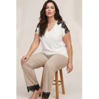 Siyah İnci Desenli Büyük Beden Battal Boy Viskon Örme Pijama Takım 26119532 Ekru Siyah İnci Desenli Büyük Beden Battal Boy Viskon Örme Pijama Takım 26119532 Ekru