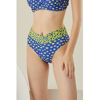 Loya Kadın Sarı Lacivert Puantiyeli Tek Alt Bikini Loya Kadın Sarı Lacivert Puantiyeli Tek Alt Bikini