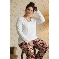 Siyah İnci Desenli Nakışlı Büyük Beden Battal Boy Viskon Örme Pijama Takım 26224843 Ekru Siyah İnci Desenli Nakışlı Büyük Beden Battal Boy Viskon Örme Pijama Takım 26224843 Ekru