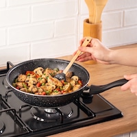 Porsima 579.0111 Granit Wok Tava 26cm Siyah Porsima 579.0111 Granit Wok Tava 26cm Siyah