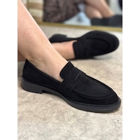 Günlük Kadın Düz Loafer Klasik Desenli Taban Zincirli Oval Burunlu Makosen Sade Şık Ayakkabı 130 Siyah- Süet Günlük Kadın Düz Loafer Klasik Desenli Taban Zincirli Oval Burunlu Makosen Sade Şık Ayakkabı 130 Siyah- Süet