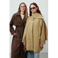 Manuka Stokholm Şal Detaylı Oversize Trençkot Yeşil Manuka Stokholm Şal Detaylı Oversize Trençkot Yeşil