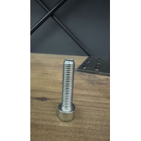 Alyan Başlıklı M8x35mm Galvanizli Cıvata ( 100 adet ) Alyan Başlıklı M8x35mm Galvanizli Cıvata ( 100 adet )