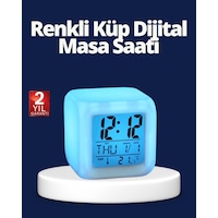 Renk Değiştiren Led Alarmlı Dijital Küp Masa Saati Çok Renkli Renk Değiştiren Led Alarmlı Dijital Küp Masa Saati Çok Renkli