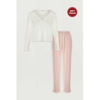 Kadın Soft Touch Fitilli Kalp Detaylı Uzun Kollu Pijama Takımı Kk70640 Ekru - Pembe Kadın Soft Touch Fitilli Kalp Detaylı Uzun Kollu Pijama Takımı Kk70640 Ekru - Pembe