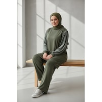 Ece Giyim Kadın Kol Dijital Desenli Tunik Altı Bantlı Pantolon Beli Lastikli Büyük Beden İpek Cupra Takım Haki Ece Giyim Kadın Kol Dijital Desenli Tunik Altı Bantlı Pantolon Beli Lastikli Büyük Beden İpek Cupra Takım Haki