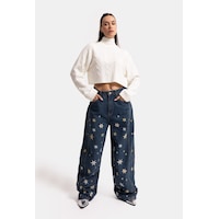 Kadın Koyu Kot 1w6-8 Mega Baggy Yıldız Nakış Detaylı Özel Tasarım Denim Jean Kadın Koyu Kot 1w6-8 Mega Baggy Yıldız Nakış Detaylı Özel Tasarım Denim Jean