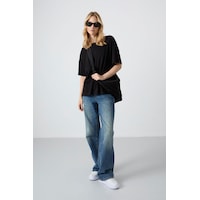 Tommy Life Siyah Penye Modal Yumuşak Tuşeli Oversize Fit Basic Kadın T-shirt- 97285 Siyah Tommy Life Siyah Penye Modal Yumuşak Tuşeli Oversize Fit Basic Kadın T-shirt- 97285 Siyah