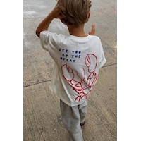 Monila Unisex Çocuk Pamuklu Kumaş Istakoz Baskılı T-shirt Ekru Monila Unisex Çocuk Pamuklu Kumaş Istakoz Baskılı T-shirt Ekru