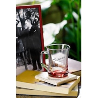 Lav Zen Plus Cam Kupa Tekli 225 ml Atatürk İmzalı, Taban Boyalı Kırmızı Kulplu (Kahve/Çay Bardağı) Lav Zen Plus Cam Kupa Tekli 225 ml Atatürk İmzalı, Taban Boyalı Kırmızı Kulplu (Kahve/Çay Bardağı)