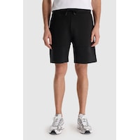 New Balance Erkek Spor Şort Siyah New Balance Erkek Spor Şort Siyah