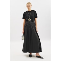 Manuka Önü Düğmeli Poplin Etek Siyah Ss26etk00001-01 Siyah Manuka Önü Düğmeli Poplin Etek Siyah Ss26etk00001-01 Siyah