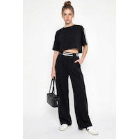 Shade Kadın Çizgi Detaylı Crop Bluzlu Yüksek Bel Modal Takım 4136 60286285 - Siyah Shade Kadın Çizgi Detaylı Crop Bluzlu Yüksek Bel Modal Takım 4136 60286285 - Siyah