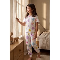 Zuzunga Pastel Renkli Çiçek Desenli Beyaz Kız Çocuk %100 Pamuk Pijama Takımı Zuzunga Pastel Renkli Çiçek Desenli Beyaz Kız Çocuk %100 Pamuk Pijama Takımı