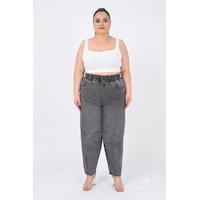 Büyük Beden Beli Lastikli Cepli Likralı Denim Mom Kesim Kadın Pantolon Siyah Büyük Beden Beli Lastikli Cepli Likralı Denim Mom Kesim Kadın Pantolon Siyah