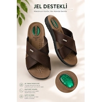 Daye 45008 Hafif Yumuşak Tabanlı Comfort Jelli Çapraz Bant Erkek Terlik Kahverengi Daye 45008 Hafif Yumuşak Tabanlı Comfort Jelli Çapraz Bant Erkek Terlik Kahverengi