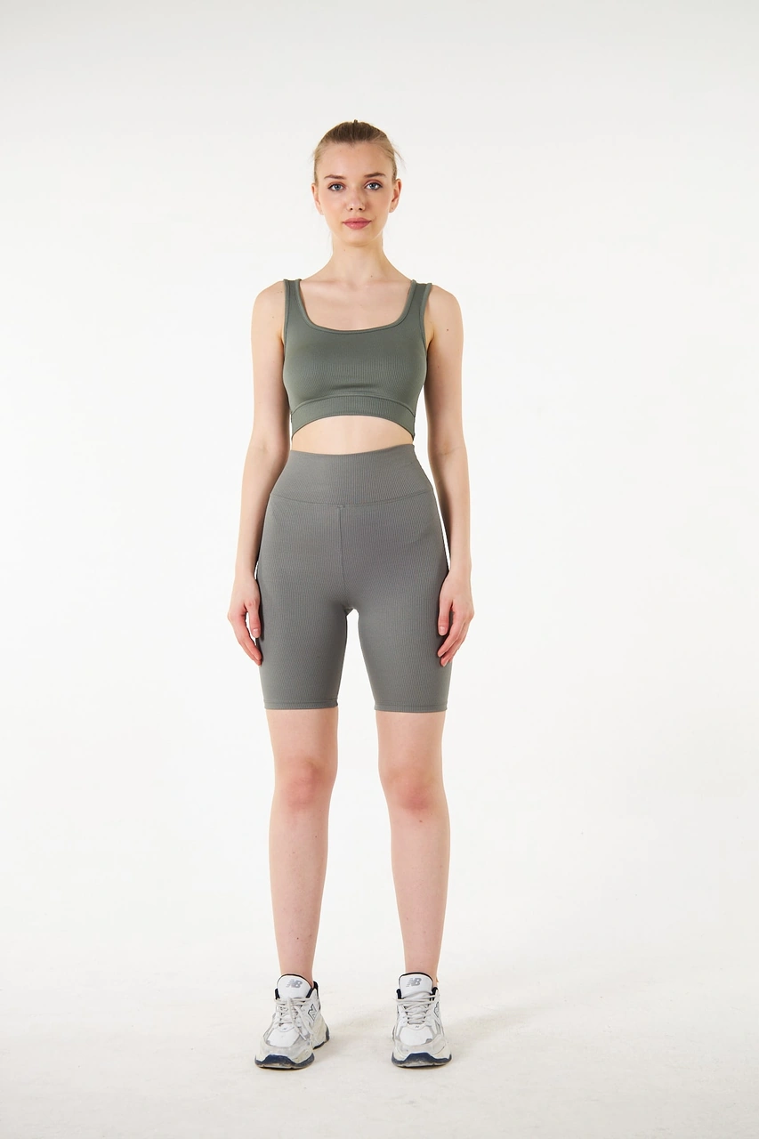 Thiff Gymwear Haki Yüksek Bel Toparlayıcı Kısa Şort Spor Fitilli Biker Tayt Haki Thiff Gymwear Haki Yüksek Bel Toparlayıcı Kısa Şort Spor Fitilli Biker Tayt Haki