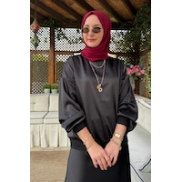 Rabia Şamlı Saten Sweat Siyah Normal Rabia Şamlı Saten Sweat Siyah Normal