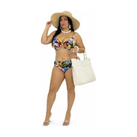 Büyük Beden Kaplı Telli Yüksek Bel Ayarlanabilir Askılı Renkli Desenli Kadın Bikini Takım Çok Renkli Büyük Beden Kaplı Telli Yüksek Bel Ayarlanabilir Askılı Renkli Desenli Kadın Bikini Takım Çok Renkli