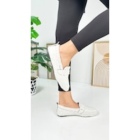 Günlük Kadın Loafer Peluş Astarlı Oval Burunlu Alçak Desenli Tabanlı Ayakkabı 375 Beyaz Günlük Kadın Loafer Peluş Astarlı Oval Burunlu Alçak Desenli Tabanlı Ayakkabı 375 Beyaz