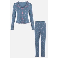 Kadın Pamuklu Çıtır Çiçek Desenli Baby Overloklu Fiyonk Detaylı Uzun Kollu Pijama Takımı Mavi - Pembe Kadın Pamuklu Çıtır Çiçek Desenli Baby Overloklu Fiyonk Detaylı Uzun Kollu Pijama Takımı Mavi - Pembe