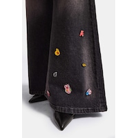 Kadın Koyu Kot 2w6-195 Flare Fit Emoji Icon Detaylı Tasarım Esnek Kumaş Denim Jean Kadın Koyu Kot 2w6-195 Flare Fit Emoji Icon Detaylı Tasarım Esnek Kumaş Denim Jean