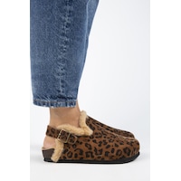 Manijero Holly 2 Kürklü Leopar Kadın Hakiki Deri Kemerli Tokalı Sabo Taba Sandalet Manijero Holly 2 Kürklü Leopar Kadın Hakiki Deri Kemerli Tokalı Sabo Taba Sandalet