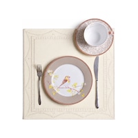 Nakışlı Deri Amerikan Servis 2'li Set Çift Taraflı Kare Supla 40x40 Cm Olise Bej Nakışlı Deri Amerikan Servis 2'li Set Çift Taraflı Kare Supla 40x40 Cm Olise Bej