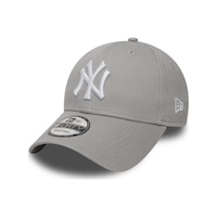 New Era 940 League Basic New York Yankees Şapka Osfa 10531940 New Era 940 League Basic New York Yankees Şapka Osfa 10531940