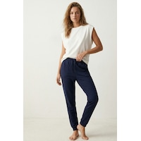 Elemge %100 Pamuk Compact Penye Süprem Kadın Pijama Altı Cepli Regularfit Manşet Paça Esnek Terletmez Laci Lacivert Elemge %100 Pamuk Compact Penye Süprem Kadın Pijama Altı Cepli Regularfit Manşet Paça Esnek Terletmez Laci Lacivert