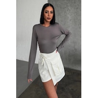 Rahat Ve Şık Uzun Kollu Bisiklet Yaka Likralı Viskon Penye Body Füme Lisinya Çok Renkli Rahat Ve Şık Uzun Kollu Bisiklet Yaka Likralı Viskon Penye Body Füme Lisinya Çok Renkli