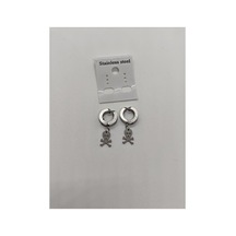Kıstırmalı Erkek Çelik Küpe Silver Kurukafa