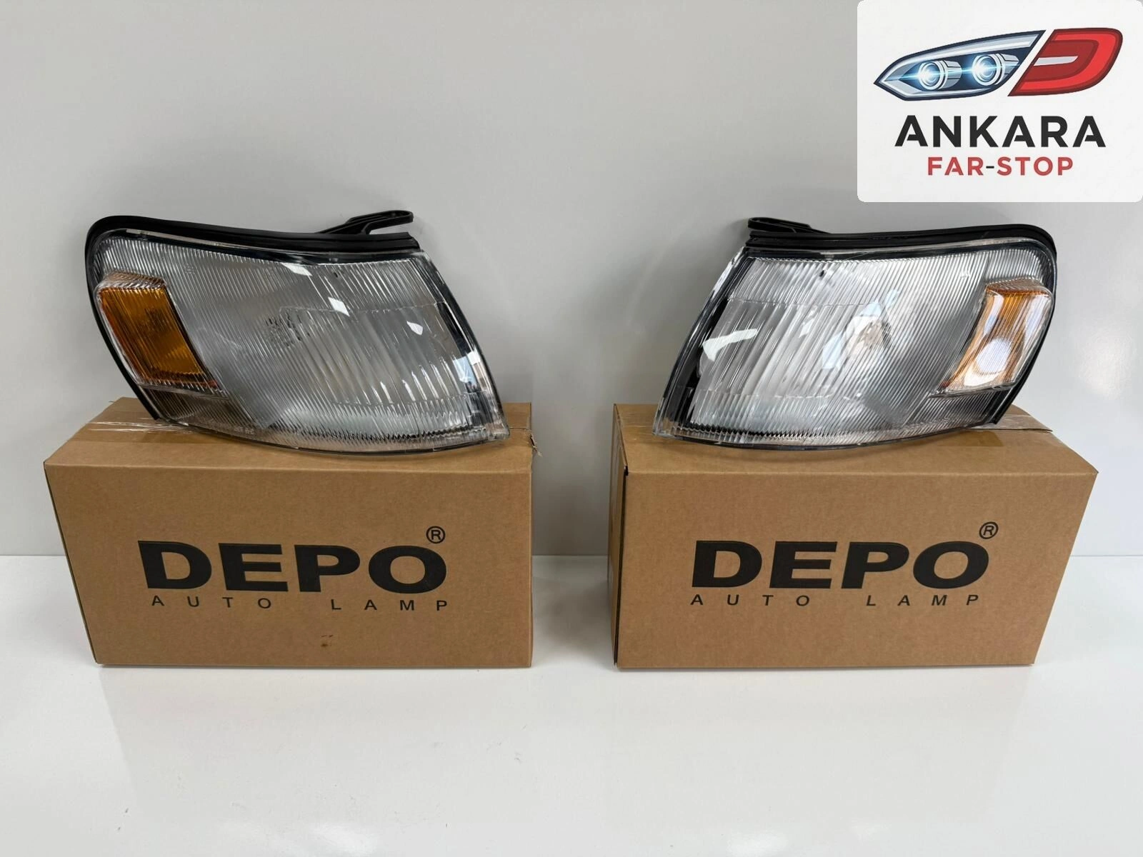 Toyota Corolla Ae100 1993 - 1995 Sinyal Lambası Ön Sağ - Sol Takım Çıkıntılı Tip Depo Marka