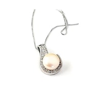 Zirkon Taş Detaylı 925 Ayar Gümüş Modern Inci Kolye Zirkon Taş Detaylı 925 Ayar Gümüş Modern Inci Kolye