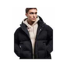 Siyah