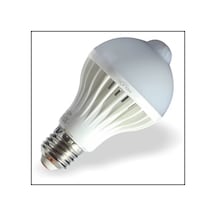 Helios 7W E27 Sensörlü Fotoselli Led Ampul Beyaz Işık