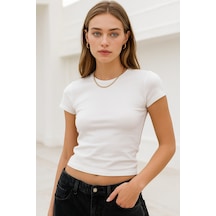 Kadın Ekru Esnek Kumaşlı Vücuda Oturan Slim Fit Kısa Kollu Crop T-shirt Ekru