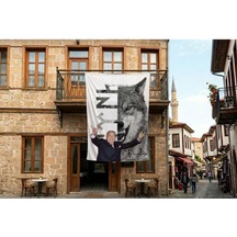 Bozkurt İşareti Yapan Alparslan Türkeş 140gr Premium Raşel Kumaş Bayrak 300x450 Cm Diğer