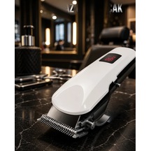 Astraltech Tıraş Makinesi Uzun Ömürlü Batarya 150 Dakika Kullanım Hk-700